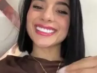 Kira Lopez's Live Sex Cam Show