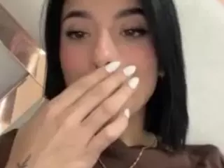 Kira Lopez's Live Sex Cam Show