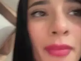 Kira Lopez's Live Sex Cam Show