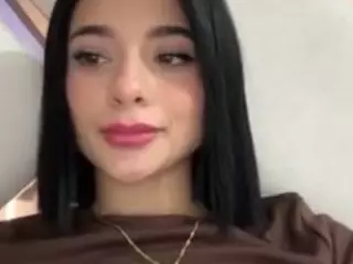 Kira Lopez's Live Sex Cam Show