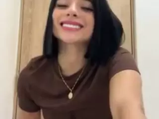 Kira Lopez's Live Sex Cam Show