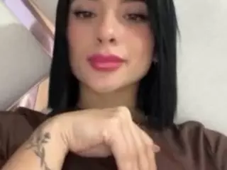 Kira Lopez's Live Sex Cam Show