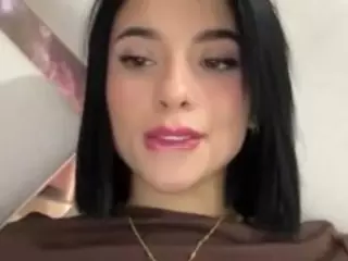 Kira Lopez's Live Sex Cam Show