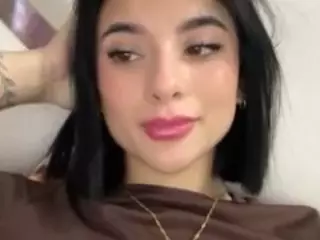 Kira Lopez's Live Sex Cam Show