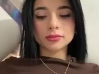 Kira Lopez's Live Sex Cam Show