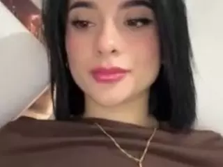 Kira Lopez's Live Sex Cam Show