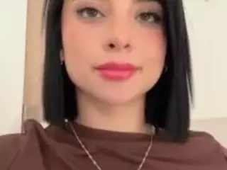 Kira Lopez's Live Sex Cam Show