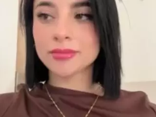 Kira Lopez's Live Sex Cam Show