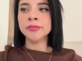 Kira Lopez's Live Sex Cam Show