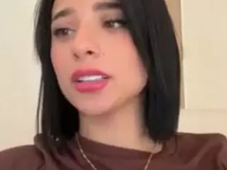 Kira Lopez's Live Sex Cam Show