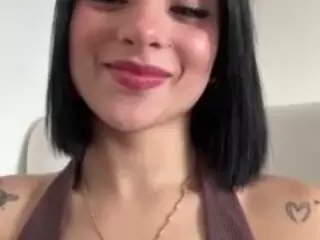 Kira Lopez's Live Sex Cam Show