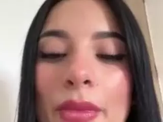 Kira Lopez's Live Sex Cam Show