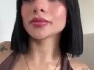 Kira Lopez's Live Sex Cam Show