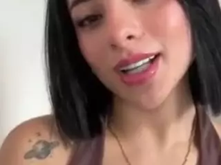 Kira Lopez's Live Sex Cam Show