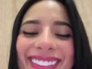 Kira Lopez's Live Sex Cam Show