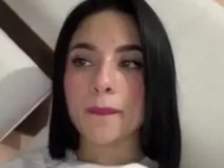 Kira Lopez's Live Sex Cam Show