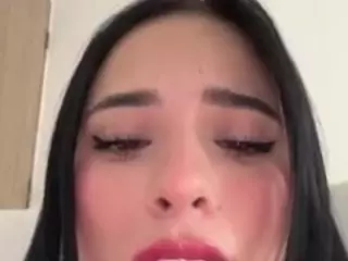 Kira Lopez's Live Sex Cam Show
