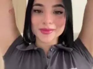 Kira Lopez's Live Sex Cam Show