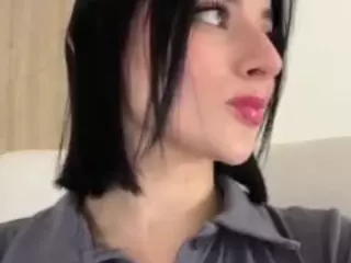 Kira Lopez's Live Sex Cam Show