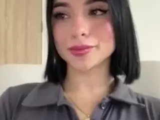 Kira Lopez's Live Sex Cam Show