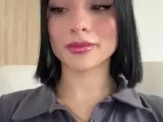 Kira Lopez's Live Sex Cam Show