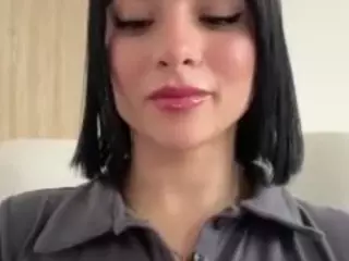 Kira Lopez's Live Sex Cam Show
