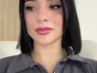 Kira Lopez's Live Sex Cam Show