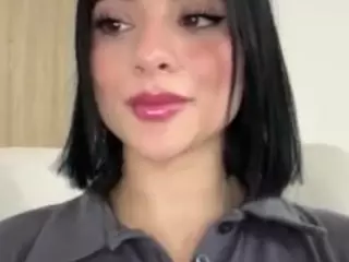 Kira Lopez's Live Sex Cam Show