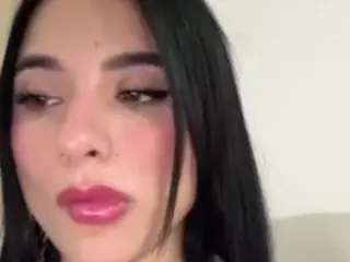 Kira Lopez's Live Sex Cam Show
