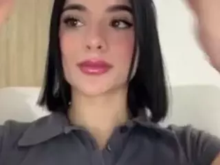 Kira Lopez's Live Sex Cam Show