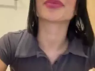 Kira Lopez's Live Sex Cam Show