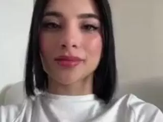 Kira Lopez's Live Sex Cam Show