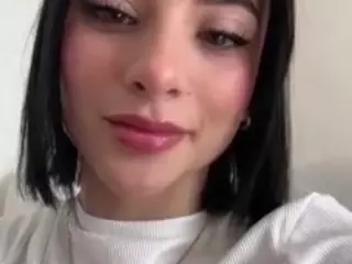 Kira Lopez's Live Sex Cam Show