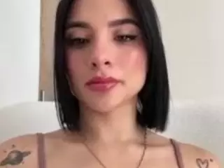 Kira Lopez's Live Sex Cam Show