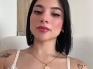 Kira Lopez's Live Sex Cam Show