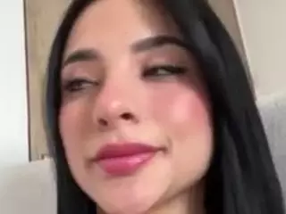 Kira Lopez's Live Sex Cam Show