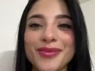 Kira Lopez's Live Sex Cam Show