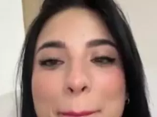 Kira Lopez's Live Sex Cam Show