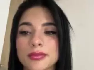 Kira Lopez's Live Sex Cam Show