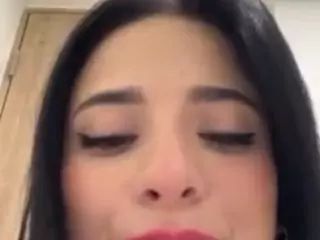 Kira Lopez's Live Sex Cam Show
