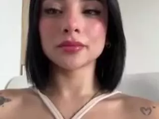 Kira Lopez's Live Sex Cam Show