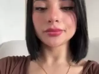 Kira Lopez's Live Sex Cam Show