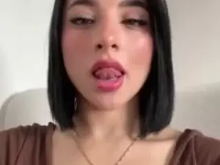 Kira Lopez's Live Sex Cam Show