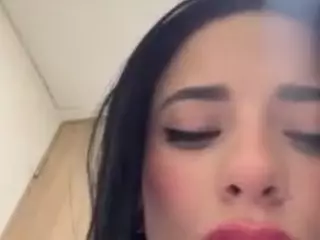 Kira Lopez's Live Sex Cam Show