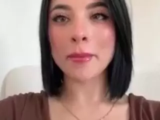 Kira Lopez's Live Sex Cam Show