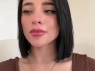 Kira Lopez's Live Sex Cam Show
