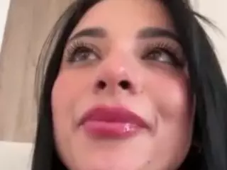 Kira Lopez's Live Sex Cam Show