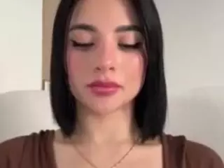 Kira Lopez's Live Sex Cam Show