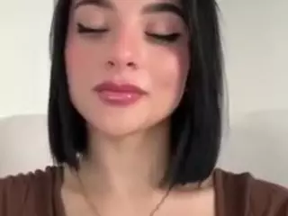 Kira Lopez's Live Sex Cam Show