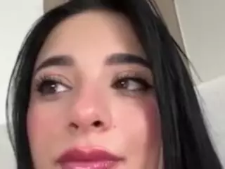 Kira Lopez's Live Sex Cam Show
